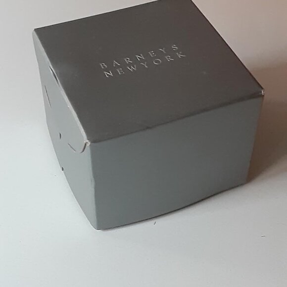 BARNEYS NEW YORK Silver Gift Box 3" x 4" - Picture 4 of 6
